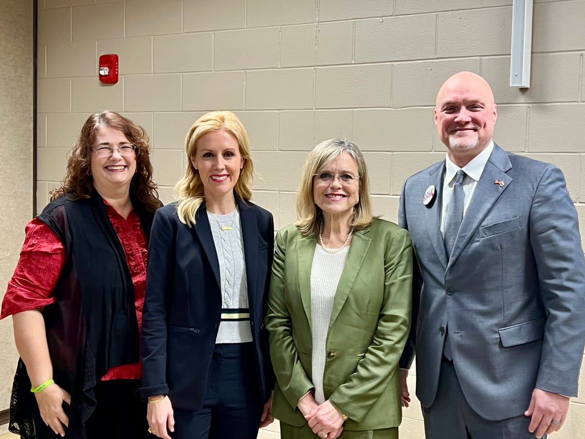 Trussville Republican Women, Eagle Forum Host Robertson, Odle